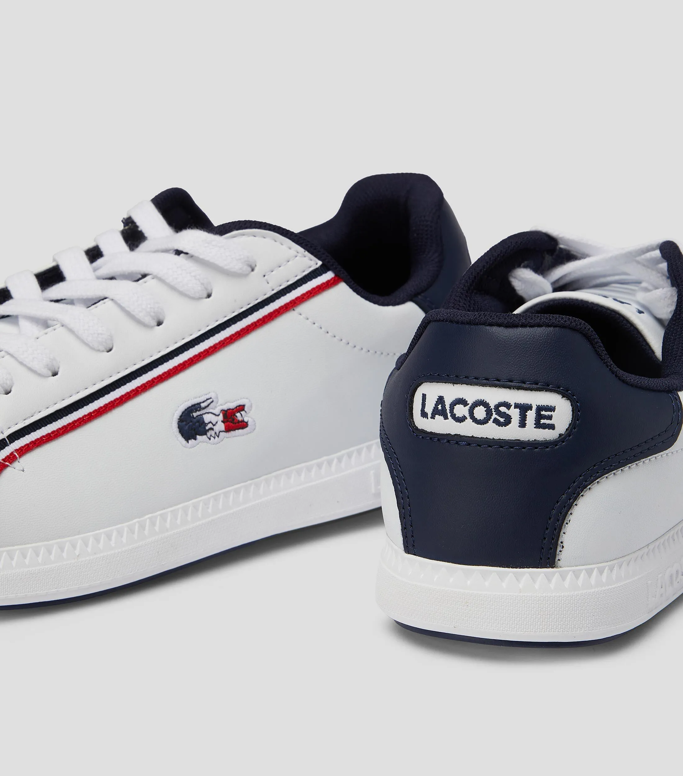 Lacoste Tenis casuales Graduate en piel blancos Hombre